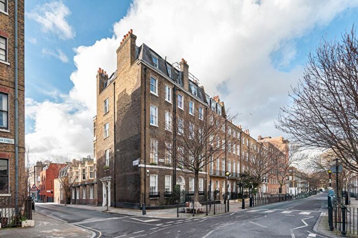 4 Bedroom Flat For Sale In John Street, London, WC1N