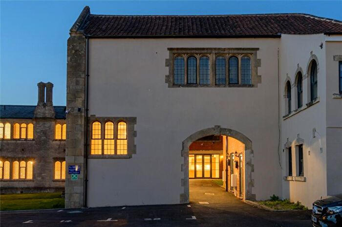 2 Bedroom Apartment For Sale In The Tabernacle, Church Street, BA14