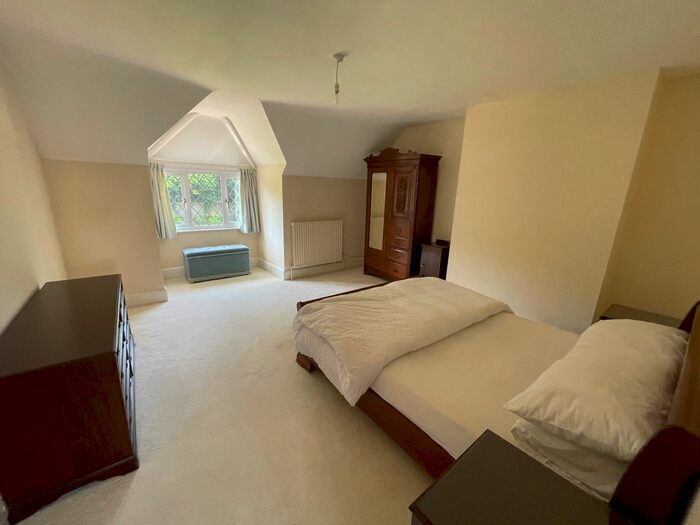 2 Bedroom Semi-detached House To Rent In Wheelers Lane, Bournemouth, BH11