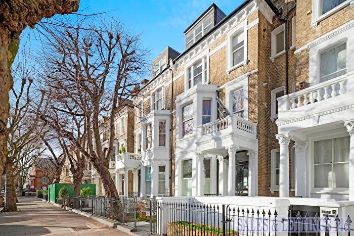 1 Bedroom Flat To Rent In Sutherland Avenue, London, W9