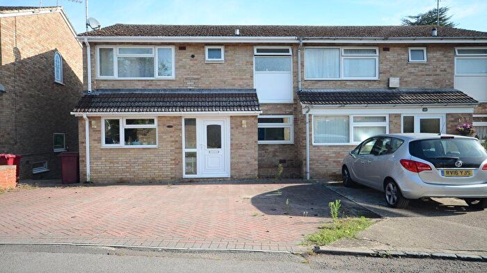 3 Bedroom Semi Detached House To Rent In Galsworthy Drive, Caversham, Reading, RG4