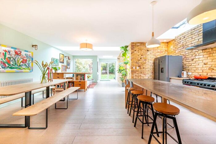 3 Bedroom House To Rent In Gladding Road, , Manor Park, London, E12