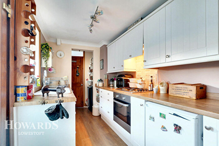 2 Bedroom Semi-Detached House For Sale In Commodore Road, Lowestoft, NR32