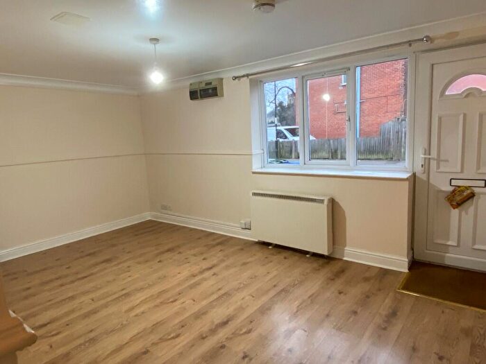 1 Bedroom Flat To Rent In Stratton Road, Southampton, Hampshire, SO15