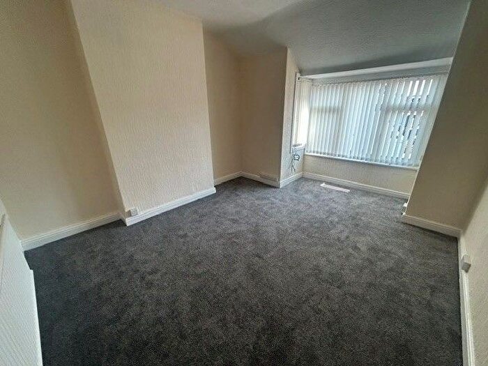 2 Bedroom Flat To Rent In Hawes Side Lane, Blackpool, FY4
