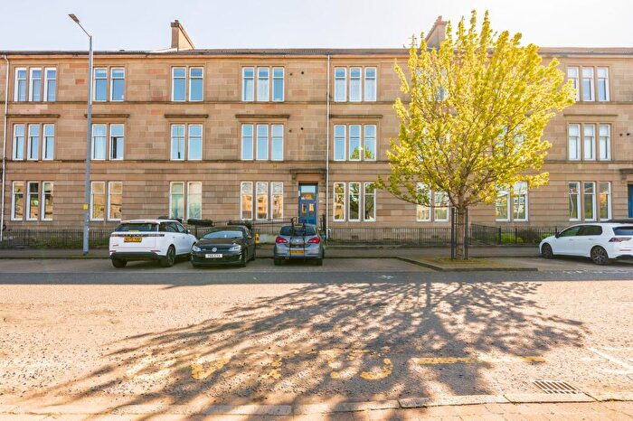 2 Bedroom Flat For Sale In Mcculloch Street, Glasgow, G41