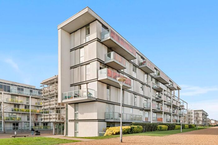 2 Bedroom Flat For Sale In Fyfe House, New River Village, N8