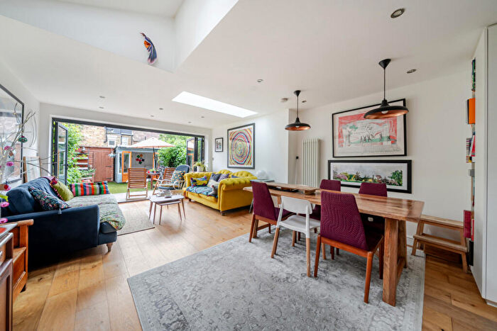 4 Bedroom Terraced House For Sale In Hichisson Road, London, SE15
