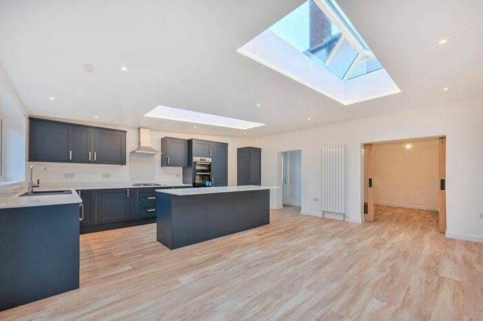 3 Bedroom Detached House To Rent In Rydens Way, Woking, GU22