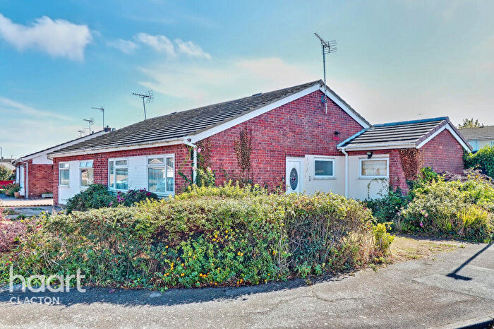 2 Bedroom Semi-Detached Bungalow For Sale In Melton Close, Clacton-On-Sea, CO16