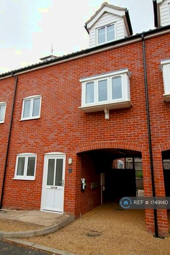 3 Bedroom Terraced House To Rent In Edmonds Way, Stalham, Norwich, NR12