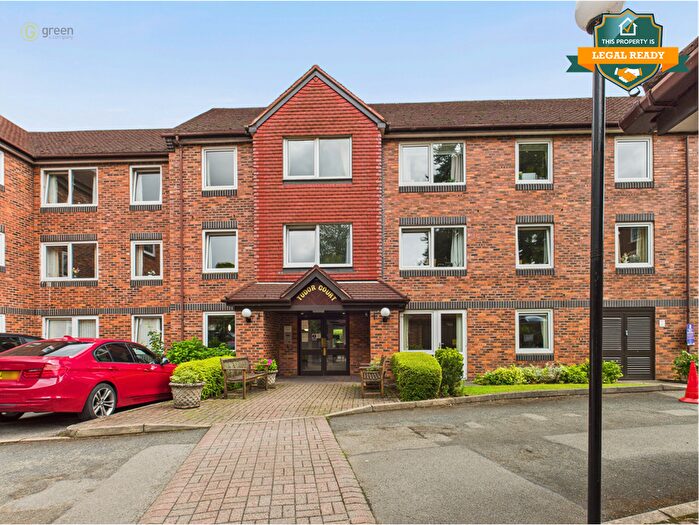 1 Bedroom Flat For Sale In Midland Drive, Sutton Coldfield, B72