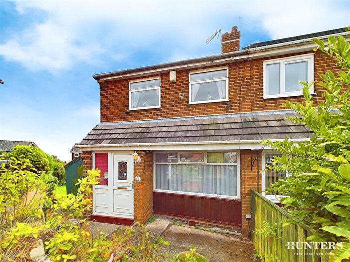 3 Bedroom Semi-Detached House For Sale In Pixley Dell, Consett, DH8