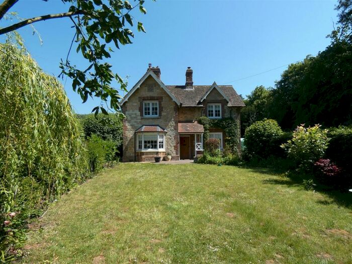 4 Bedroom Detached House For Sale In Old Derry Hill, Calne, SN11