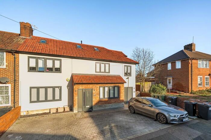 2 Bedroom Maisonette To Rent In Framlingham Crescent London, SE9