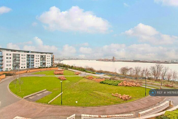 2 Bedroom Flat To Rent In Tideslea Path, London, SE28