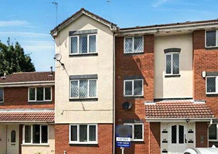 2 Bedroom Apartment To Rent In The Carousels, Burton-On-Trent, DE14