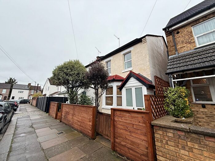 2 Bedroom Terraced House To Rent In Primrose Avenue, Enfield, EN2