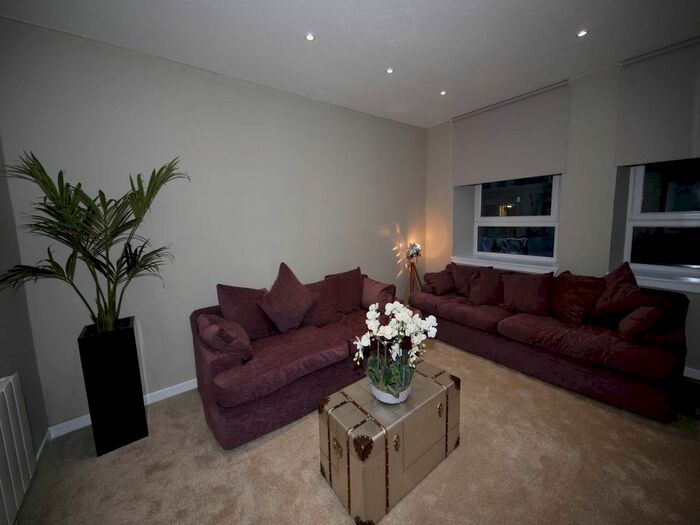 1 Bedroom Flat To Rent In Park Avenue, Dundee, DD4