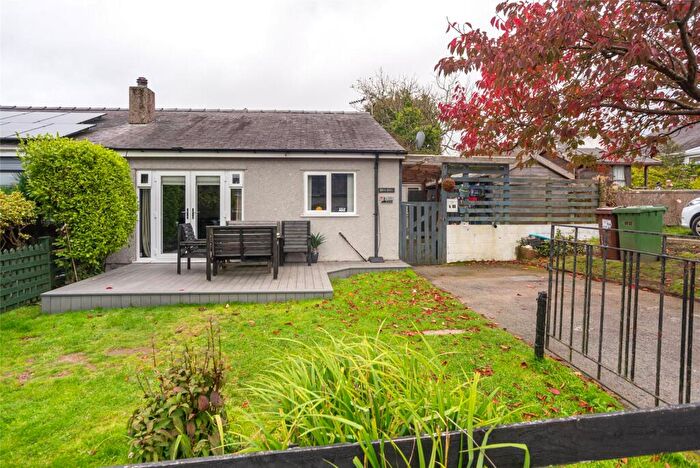 3 Bedroom Bungalow For Sale In Tan Yr Allt, Rhostryfan, Caernarfon, Gwynedd, LL54
