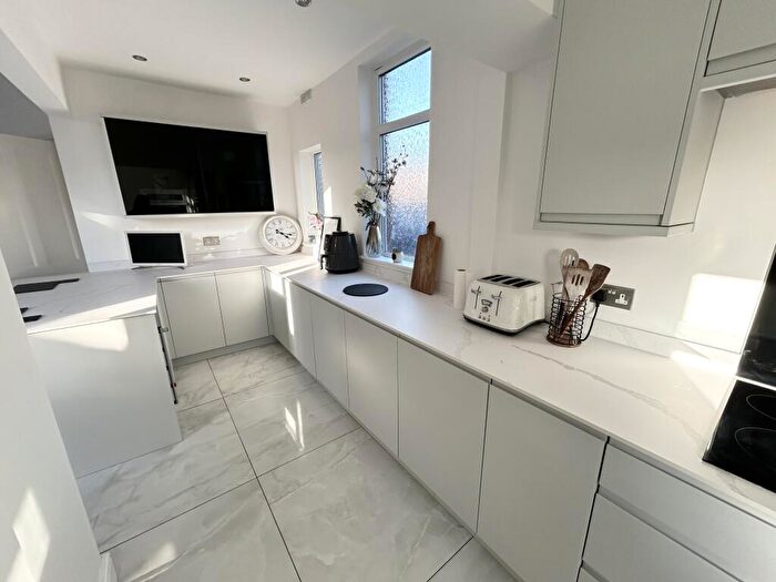 3 Bedroom Semi Detached House To Rent In Algernon Road, Worsley, M28