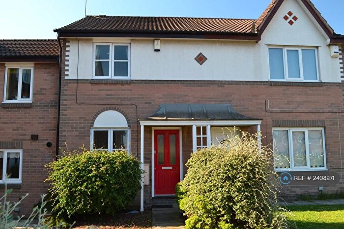 2 Bedroom Terraced House To Rent In Grange Road, Hunslet, Leeds, LS10