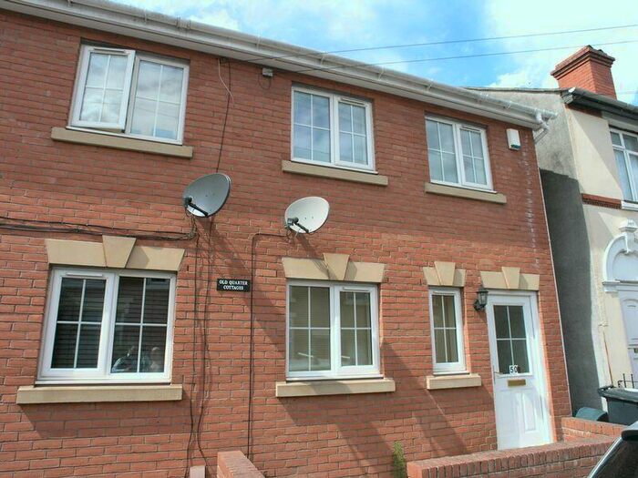 3 Bedroom Semi-Detached House To Rent In Wheeler Street, Stourbridge, DY8