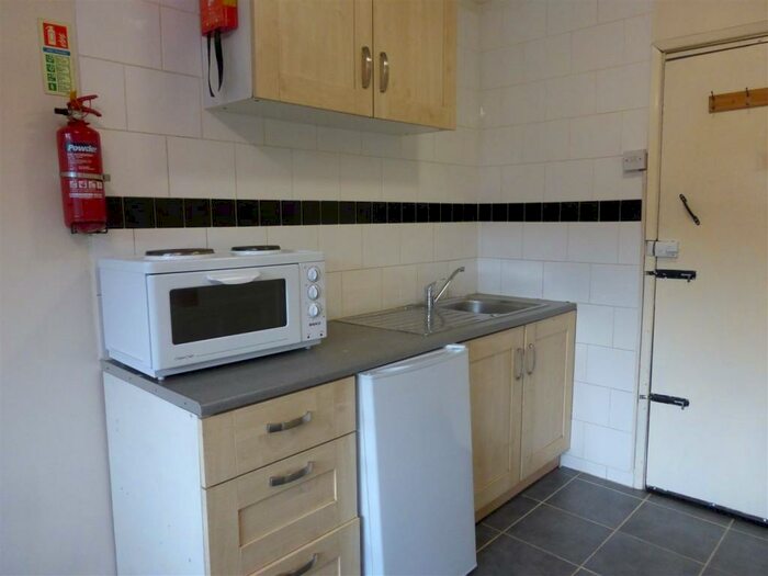 Flat To Rent In St Augustines Street, Norwich, NR3