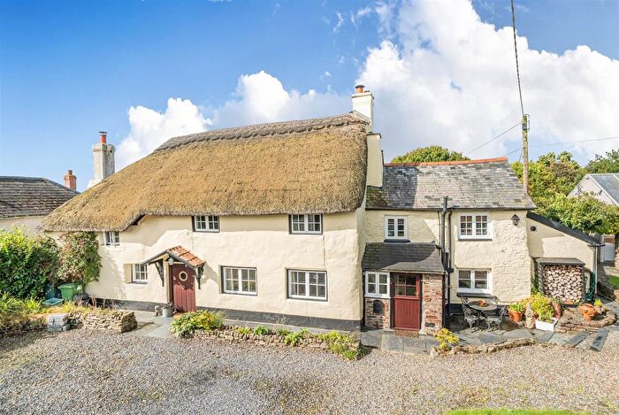 3 Bedroom Detached House For Sale In High Bickington, Umberleigh, EX37