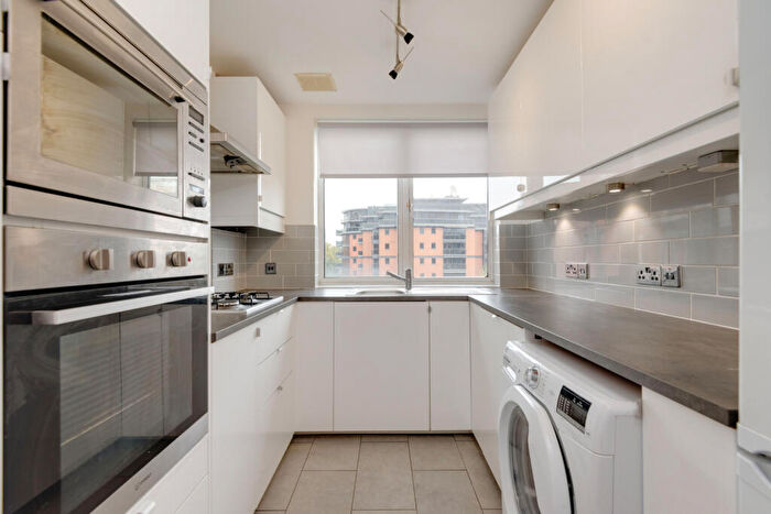 2 Bedroom Apartment To Rent In Regent Court, North Bank, St Johns Wood, London, NW8