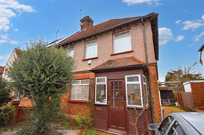 3 Bedroom Semi-Detached House For Sale In Blunts Avenue, Sipson, West Drayton, UB7