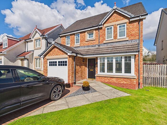 4 Bedroom Detached House For Sale In Mclaren Park, Blairgowrie, PH10