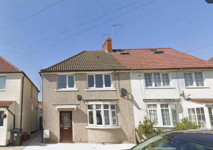 3 Bedroom Semi-Detached House To Rent In Percival Road, Feltham, TW13
