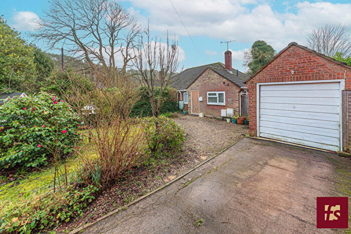 3 Bedroom Semi-Detached Bungalow For Sale In Napier Road, Crowthorne, RG45