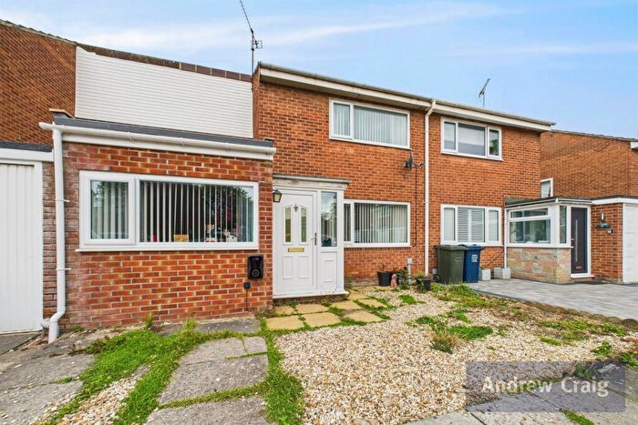 3 Bedroom Terraced House For Sale In Salters Close, Gosforth, NE3