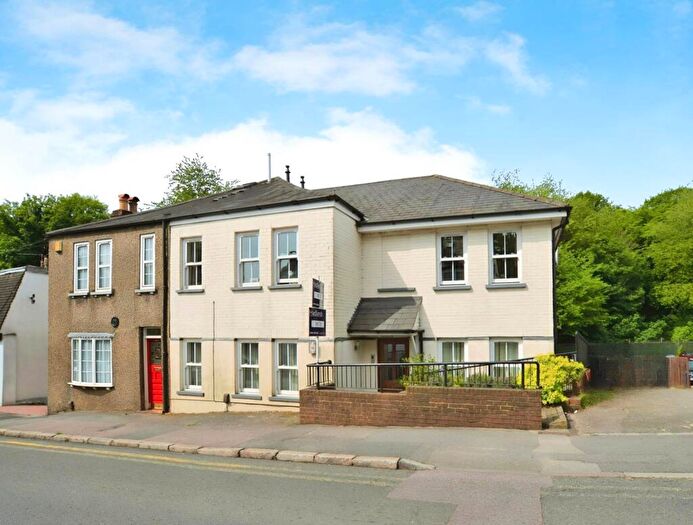 1 Bedroom Apartment To Rent In Station Road, Amersham, HP7
