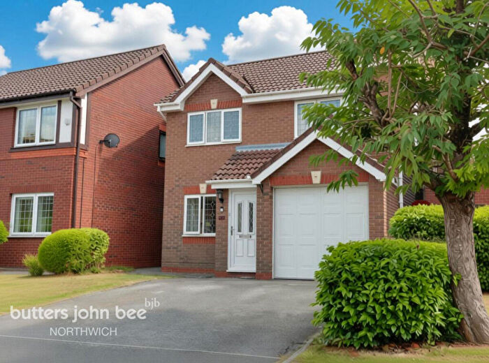 3 Bedroom Detached House For Sale In Pulford Close, Northwich, CW9