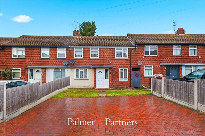 2 Bedroom Terraced House For Sale In Mendip Road, Chelmsford, Essex, CM1