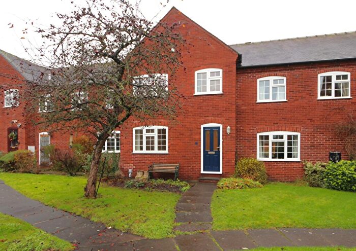 3 Bedroom Terraced House For Sale In Chantry Close, Melbourne, DE73