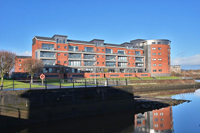 4 Bedroom Flat For Sale In Cardon Square, Renfrew, PA4