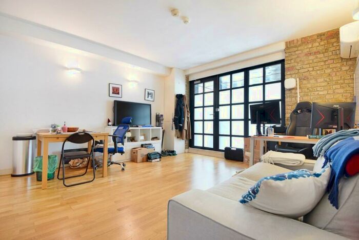 1 Bedroom Apartment To Rent In Phipp Street, Shoreditch, London, EC2A