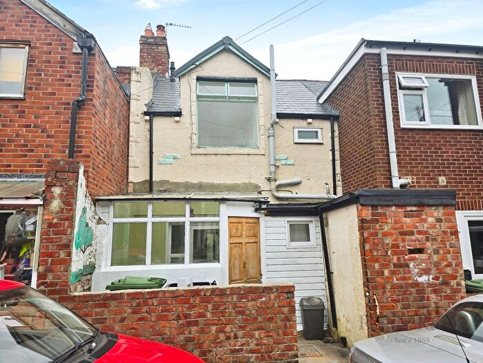 2 Bedroom Terraced House To Rent In Beech Grove, Blackhall Mill, Newcastle Upon Tyne, Tyne And Wear, NE17