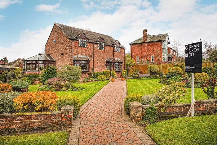 4 Bedroom Detached House For Sale In Knowles Hill, Rolleston-On-Dove, Burton-On-Trent, DE13