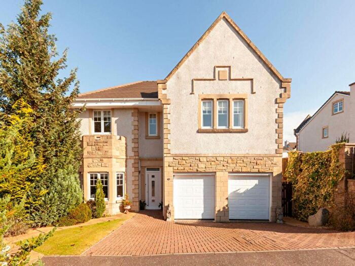 5 Bedroom Detached House For Sale In Braehead Place, Linlithgow, West Lothian, EH49