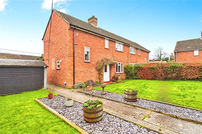 3 Bedroom Semi-Detached House For Sale In Stanfield, Tadley, Hampshire, RG26