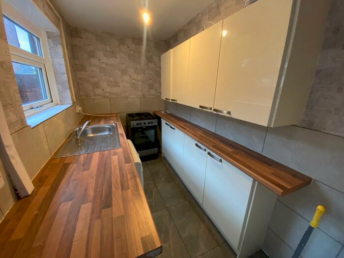 1 Bedroom House To Rent In Galloway Street, L7