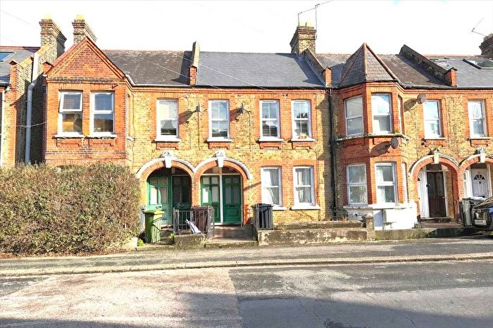 2 Bedroom Flat For Sale In Hitcham Road, Walthamstow, E17