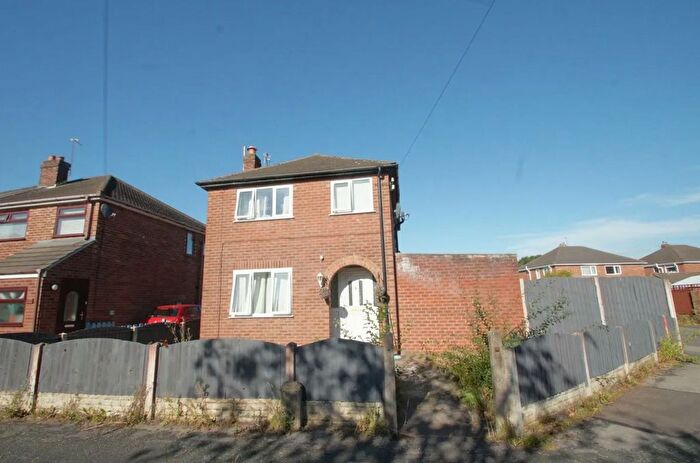 3 Bedroom Detached House For Sale In Greenlea Close, Whitby, Ellesmere Port, CH65