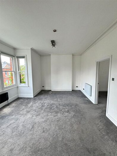 1 Bedroom Flat To Rent In Dalling Road, London, W6