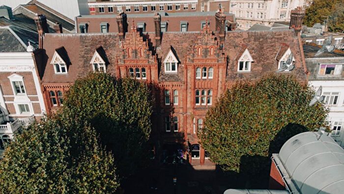 1 Bedroom Studio To Rent In Guildhall Walk, Portsmouth, PO1